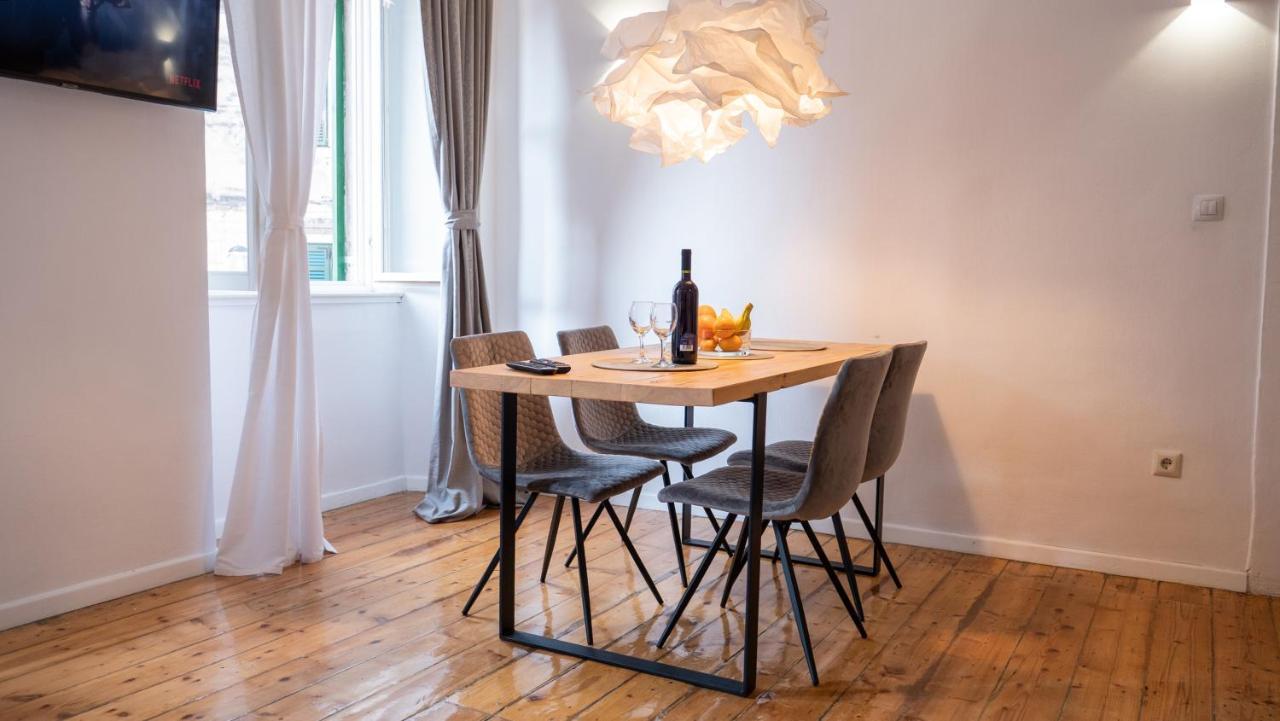 Tower Square Apartments Σπλιτ Εξωτερικό φωτογραφία