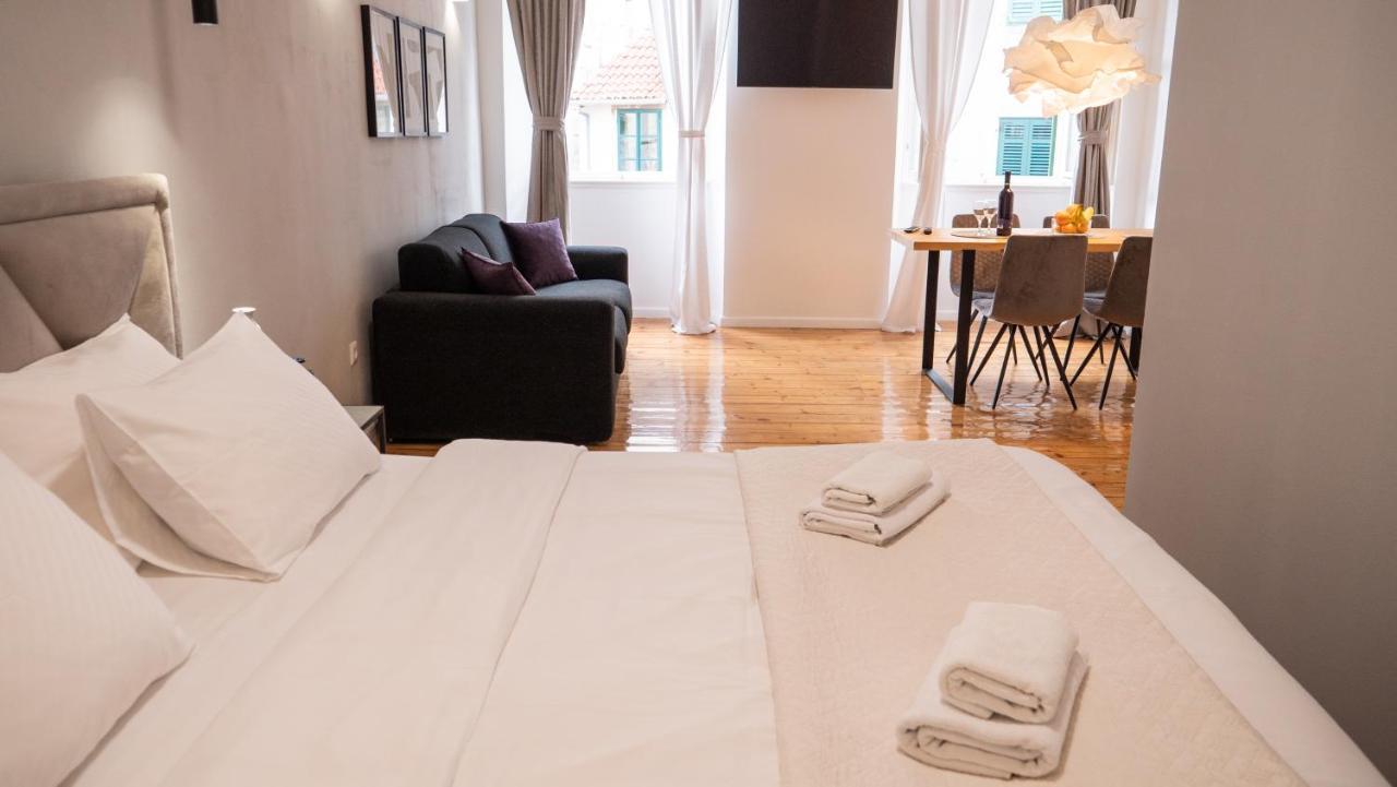Tower Square Apartments Σπλιτ Εξωτερικό φωτογραφία