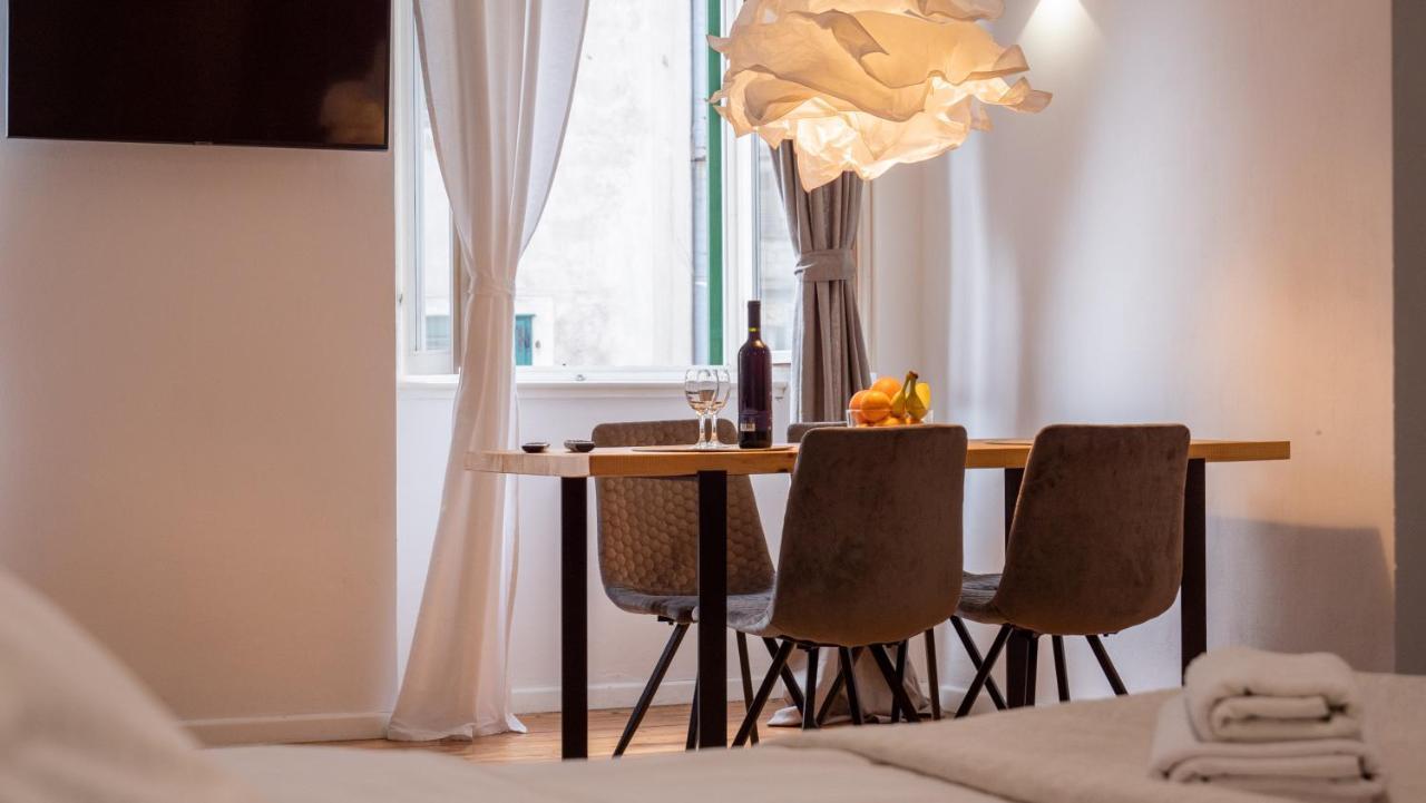 Tower Square Apartments Σπλιτ Εξωτερικό φωτογραφία