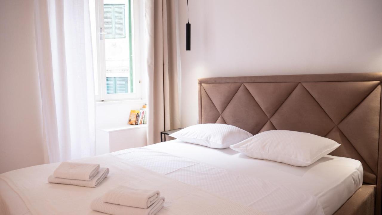 Tower Square Apartments Σπλιτ Εξωτερικό φωτογραφία