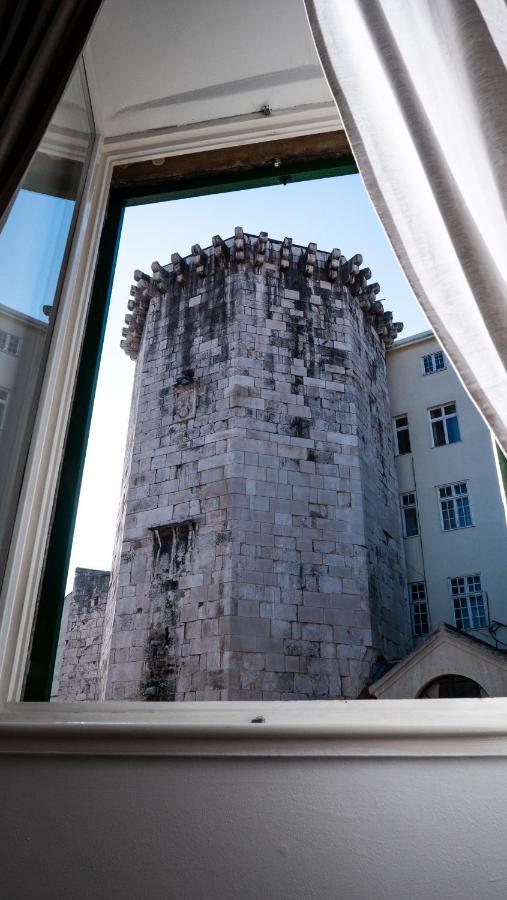 Tower Square Apartments Σπλιτ Εξωτερικό φωτογραφία
